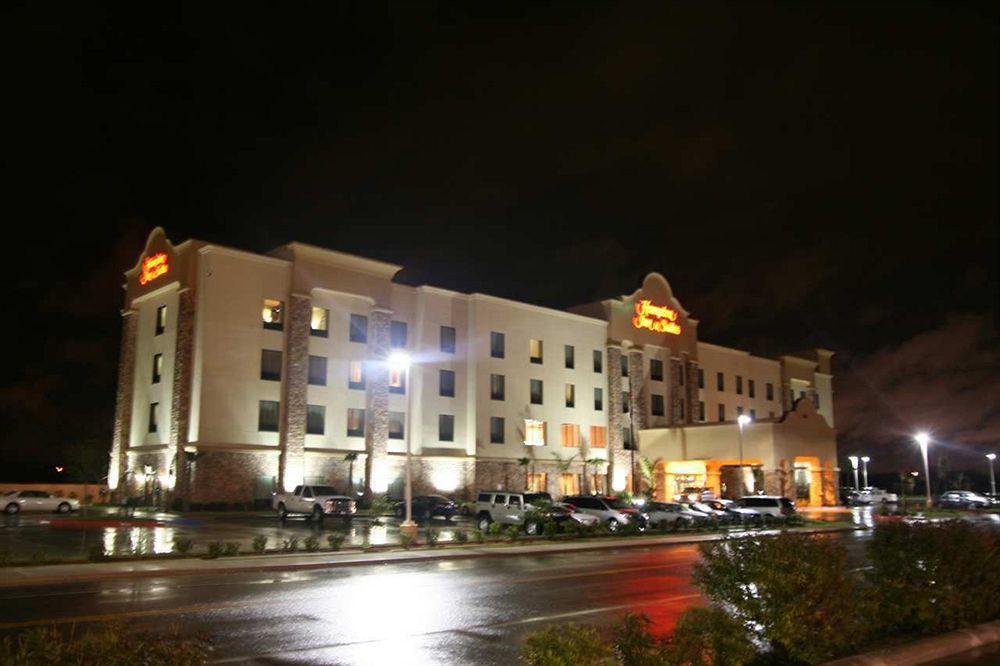Hampton Inn & Suites Mission Buitenkant foto