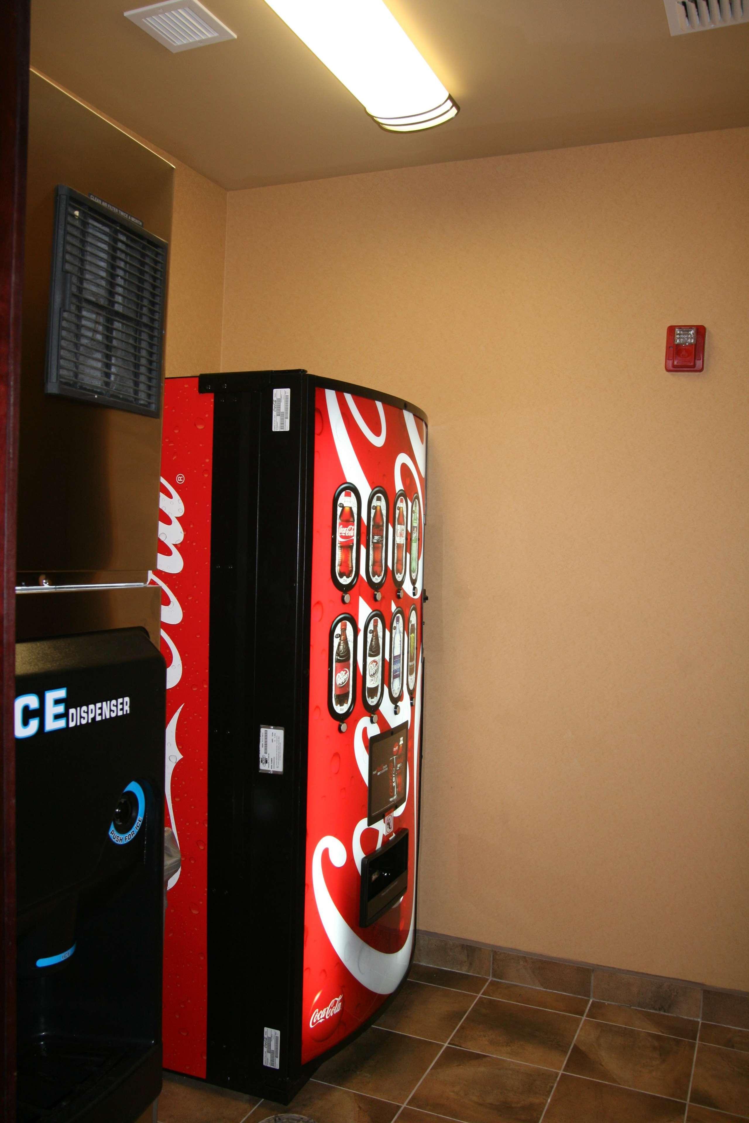 Hampton Inn & Suites Mission Buitenkant foto