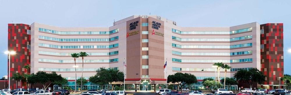 Hampton Inn & Suites Mission Buitenkant foto