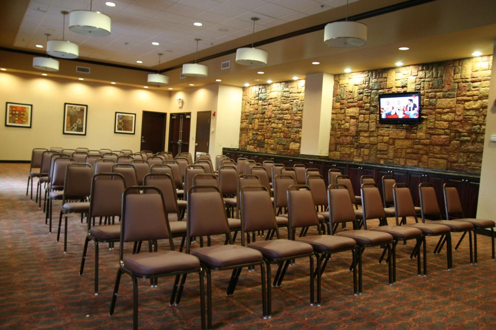 Hampton Inn & Suites Mission Buitenkant foto